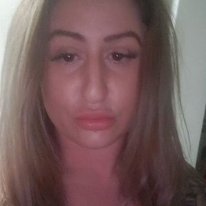 Meet your Posher, Vanessa